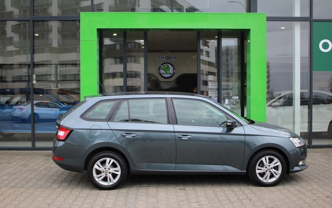 Skoda Fabia cena 41900 przebieg: 126331, rok produkcji 2019 z Sztum małe 466